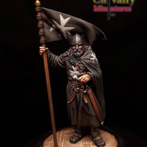 Medieval 12th Century Standard on Foot, Historical 1/72, 28mm, 32mm, 1/35, 54mm, 75mm, 1/16 Resin Reconquer Designs Miniatures