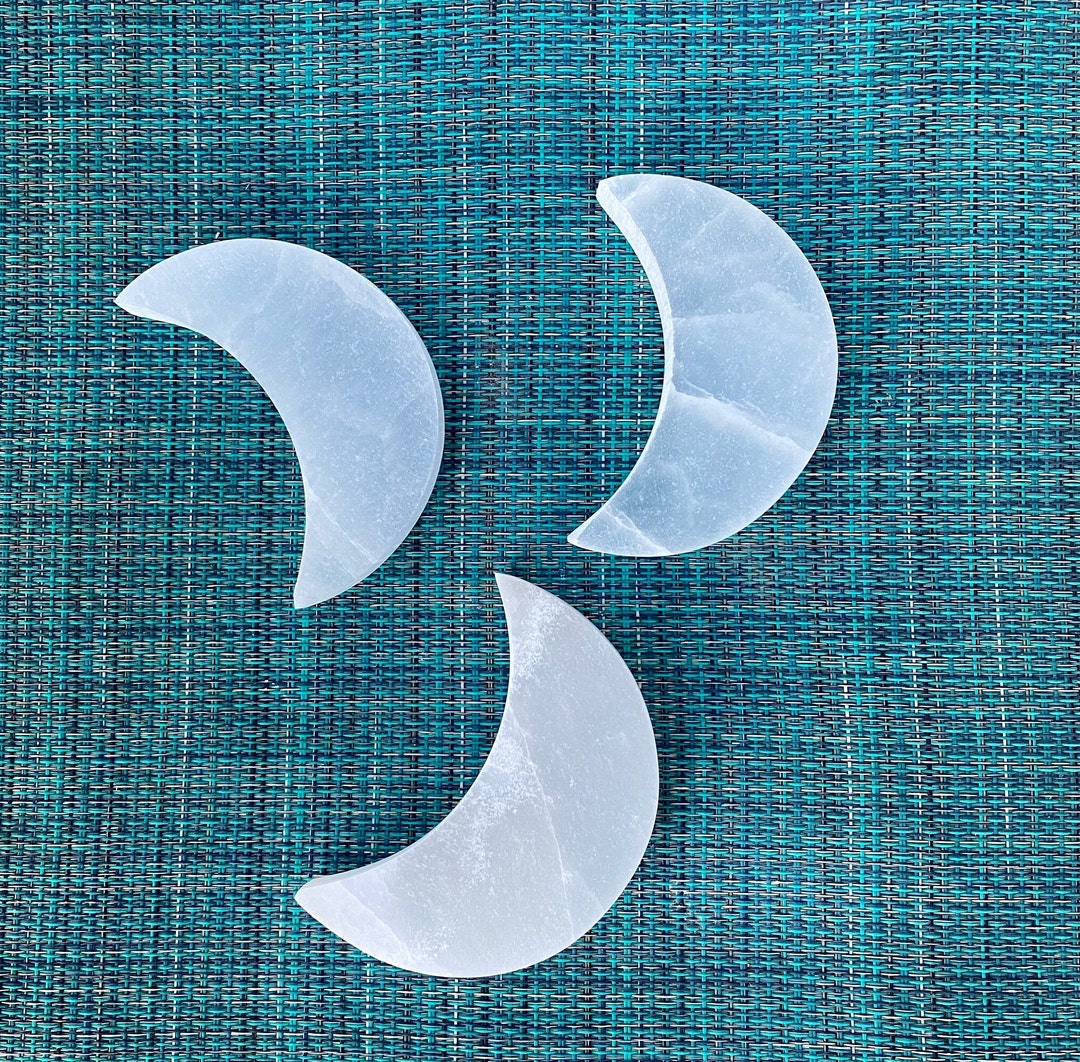 Selenite Half Moon Plate, Perfect for Clearing Energy, Charging