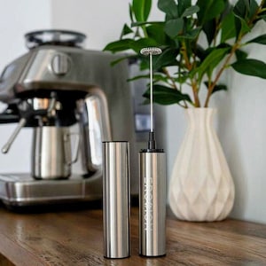 Electric Milk Frother Handheld USB Rechargeable Coffee Frother with 2  Stainless