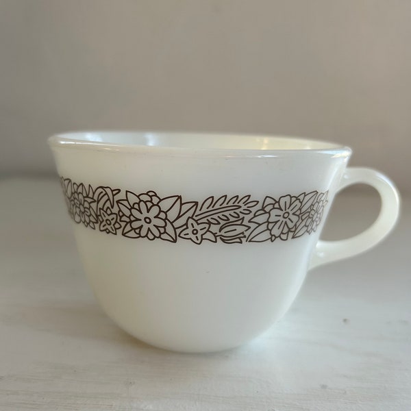 Pyrex Round Handle Teacup in Woodland Pattern