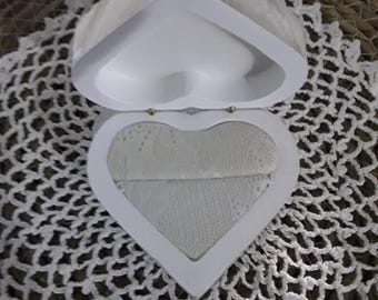 Heart ring box - wedding or gift