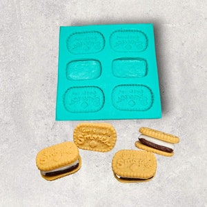 S&#39;mores Sandwich Girl Cookies 6-Cavity Silicone Mold for Wax Melt Making, Candle Embeds, Soap Making