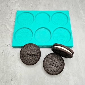 Sandwich Cookies 6-Cavity Silicone Mold for Wax Melt Making, Candle Embeds, Soap Making
