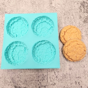 Oatmeal Cookies 4-Cavity Silicone Mold for Wax Melt Making, Candle Embeds, Soap Making
