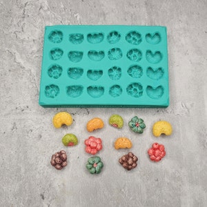 Fruity Tricks Cereal 24-Cavity Silicone Mold for Wax Melt Making, Candle Embeds, Soap Making