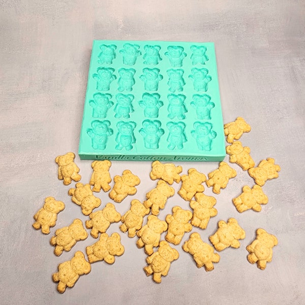 Bear Graham Crackers 20-Cavity Silicone Mold for Wax Melt Making, Candle Embeds, Soap Making