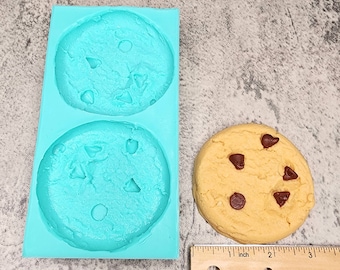 Chocolate Chip Cookies 2-Cavity Silicone Mold for Wax Melt Making, Candle Embeds, Soap Making