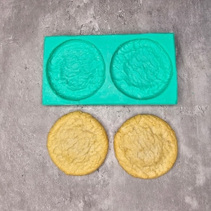 Sugar Cookies 2-Cavity Silicone Mold for Wax Melt Making, Candle Embeds, Soap Making