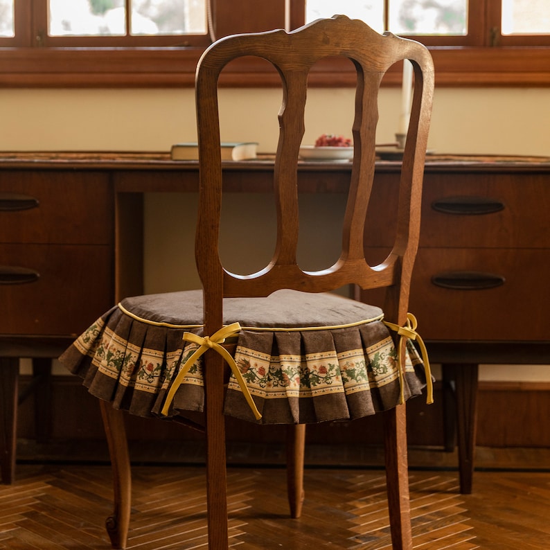 William Morris Flower Garden Chair Cover, Chenille Seat Slipcover image 3