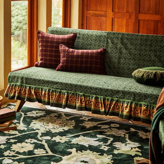 Cat scratch free sofa top
