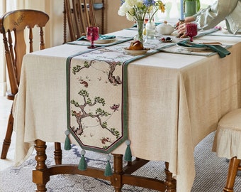Tischläufer mit Baum-Druck-Design, Bauernhaus-Tischdekoration, traditionelle Handarbeit, elegantes Esszimmer-Ambiente, ästhetischer individueller Tischläufer