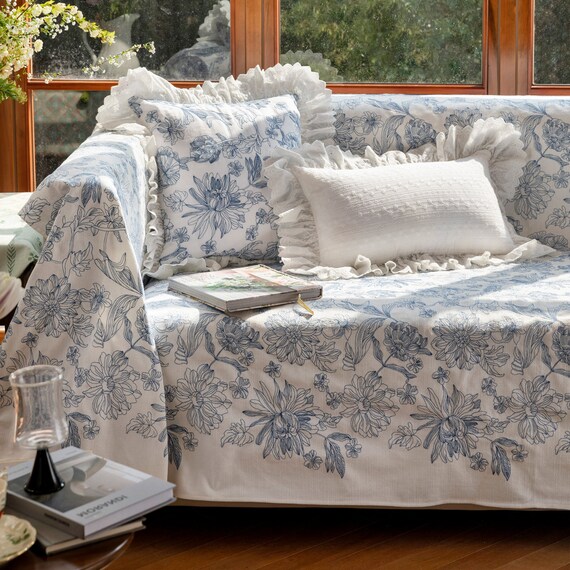 Sweet Whiskers Quilted Sofa Cover NCU0PTT2155 main image 0
