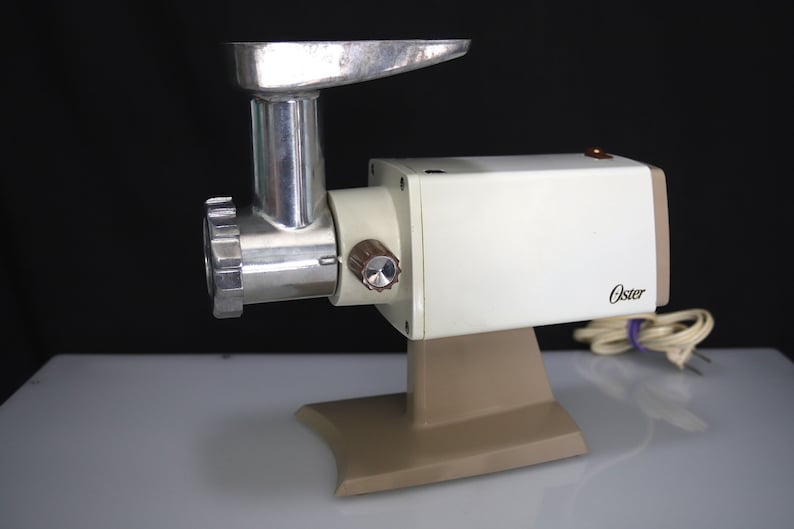 Oster Food Meat Grinder Model 480 Series E, With Extra Grinder Head and