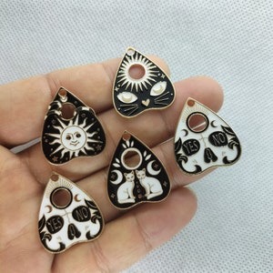 22*26mm Cartoon Kat Zon Charm Emaille Hart Bedels Hanger voor DIY Oorbel Ketting Armband Sleutelhanger sieraden Accessoires 10 30 Pcs