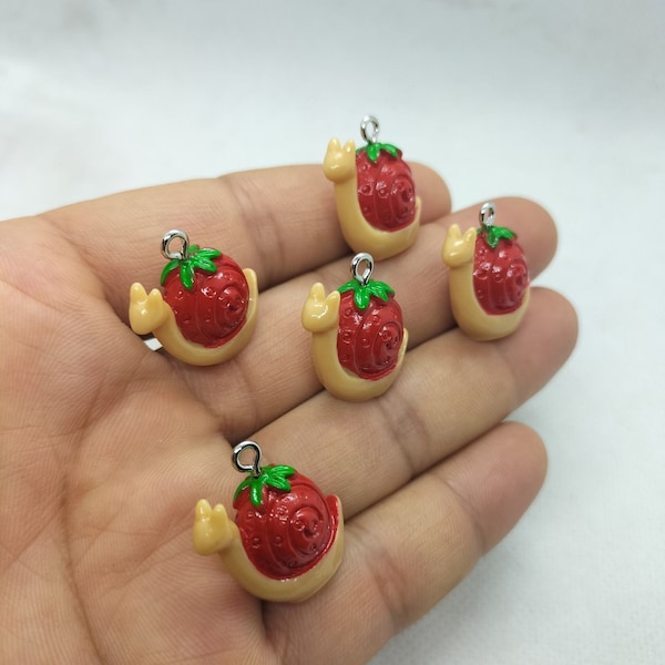 20*21mm Resin Animal Snail Charm Cartoon Strawberry Charms Pendant for DIY Earring Necklace Key Chain Jewelry Making Accessories 10 30 Pcs