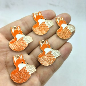 27 * 30mm smalto Animal Charm Cartoon Fox Charms Pendente per bracciale orecchino fai-da-te Collana Portachiavi Gioielli Per la produzione di accessori 10 30 Pz