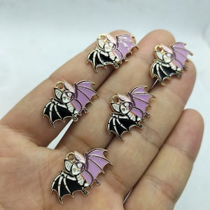 15*23 mm Emaille Dier Vleermuis Charm Cartoon Halloween Charms Hanger voor Armband DIY Oorbel Ketting Sleutelhanger Accessoires 10 30 stks