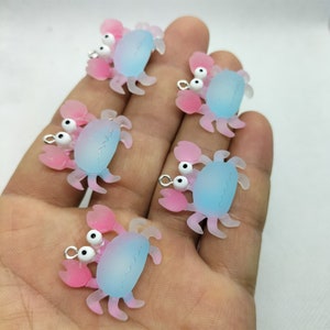 24*25 mm Żywica Krab Charm Cartoon Ocean Animal Charms Wisiorek do DIY Kolczyk Naszyjnik Brelok Biżuteria Tworzenie Akcesoriów Materiał