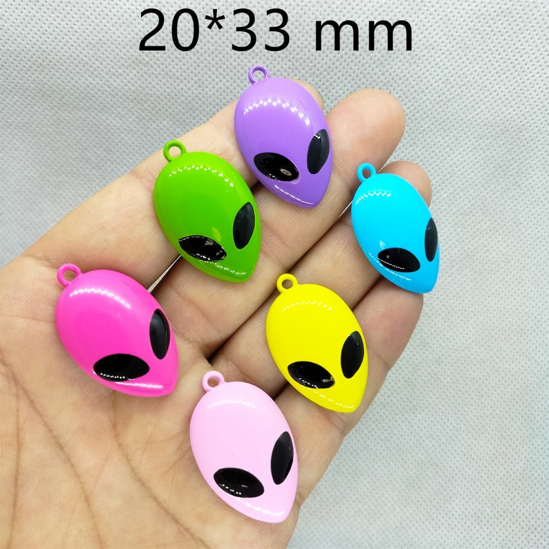 20*33mm Enamel Cartoon Alien Head Charm Green Alien Charms Pendant for ...