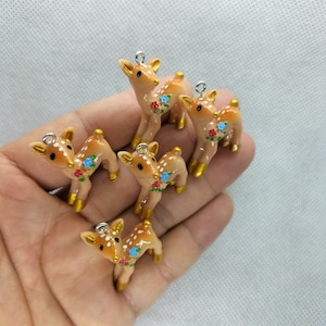 22*33mm Resin Deer Charm Cartoon Animal Flower Charms Pendant for DIY Earring Necklace Key Chain Jewelry Making Accessories 10 30Pcs
