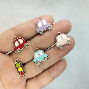 16*18mm Traffic Light Enamel Charm Cartoon Car Charms Pendant for Bracelet DIY Earring Necklace Key Chain Accessories 10 30 Pcs