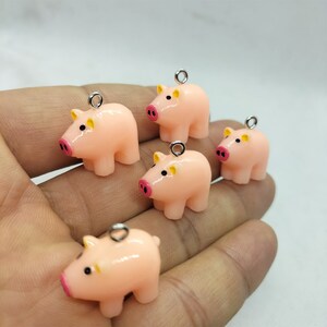 16 * 20mm leuke hars pig charm cartoon dierlijke charmes hanger voor DIY oorbel ketting sleutelhanger sieraden maken accessoires materiaal