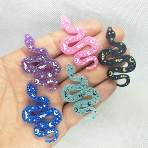 28*49 mm Akrylowe Wąż Urok Cartoon Animal Charms Wisiorek do DIY Kolczyk Naszyjnik Brelok Biżuteria Tworzenie Akcesoriów Materiał