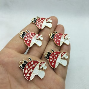 26 * 30mm goudlegering paddestoel charme emaille cartoon dierlijke charmes hanger voor DIY oorbel ketting sleutelhanger sieraden maken accessoires