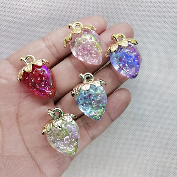 23*32mm Cartoon Fruit Charm Resin Strawberry Charms Pendant for