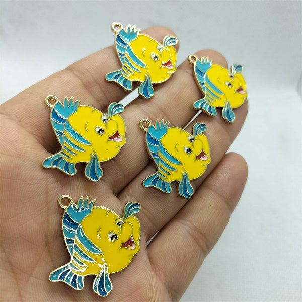 27*32mm Ocean Fish Charm Enamel Cartoon Animal Fish Charms Pendant for DIY Earring Necklace Key Chain Jewelry Accessories 10 30Pcs