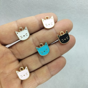 12*14mm Cartoon Cat Head Charms Enamel Animal Pet Charm Pendant for Bracelet DIY Earring Necklace Key Chain Charm Jewelry Making 10 30 Pcs