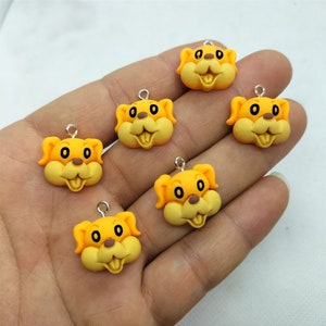 19 * 20mm hars dier hond charme cartoon puppy charms hanger voor diy oorbel ketting sleutelhanger sieraden maken accessoires materiaal