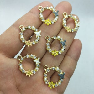 19*21mm Cartoon Dier Emaille Bloem Bedel Vlinder Krans Bedels Hanger voor Armband DIY Oorbel Ketting Sleutelhanger Accessoires 10 30 Pcs