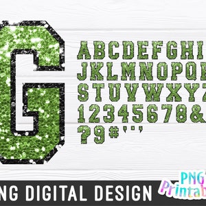 Puede incluir: Letra de la universidad G de purpurina verde, A-Z, números del 1 al 9, ampersand, signo de interrogación, almohadilla y comillas.  Diseños digitales imprimibles PNG.