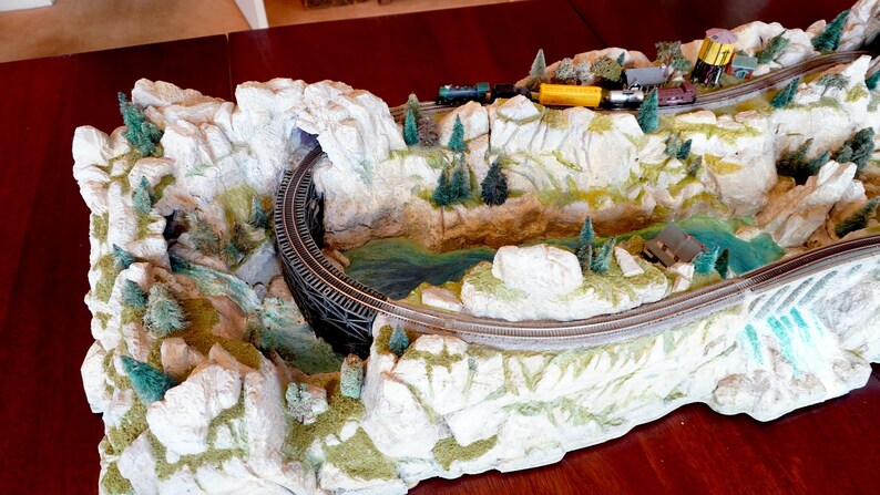 Custom, Hand Made Bachman Model Train Set - Etsy