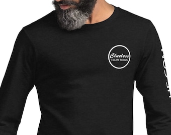 Könnte beinhalten: Schwarzes Langarmshirt mit einem weißen, kreisförmigen Logo auf der Brust mit der Aufschrift "Clueless Escape Rooms". Auf dem rechten Ärmel ist weißer Text aufgedruckt. Das Shirt besteht aus einem weichen Material.