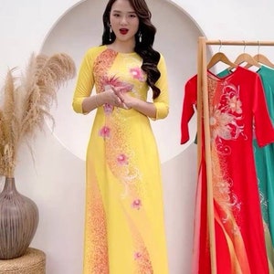 Áo dài lụa nền vàng óng ánh hoa ngực Silk - Ao Dai with iridescent yellow flower- Pre-made AO DAI