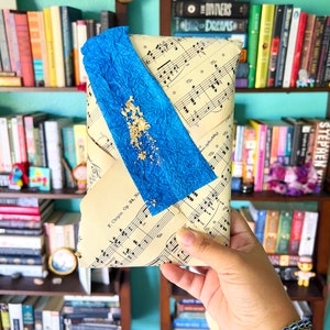 Literary Mystery Book Gift | Blind Date with a Book | Mystery Book Box | Book Lover Gift | Surprise Book | Cozy Reading Gift | Bookish Gift