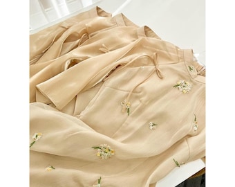 Super Hot Ao Dai Model "Cuckoo"-Mẫu Áo Dài Siêu Hot "Cúc chi"-Pre-made Ao Dai Tet Viet Nam