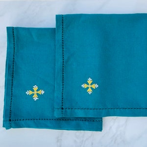 Hand-hemstitched handkerchief. cocktail napkins with embroidery flower image 6