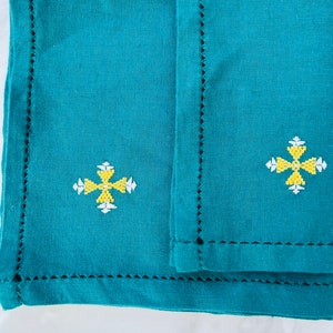 Hand-hemstitched handkerchief. cocktail napkins with embroidery flower image 3