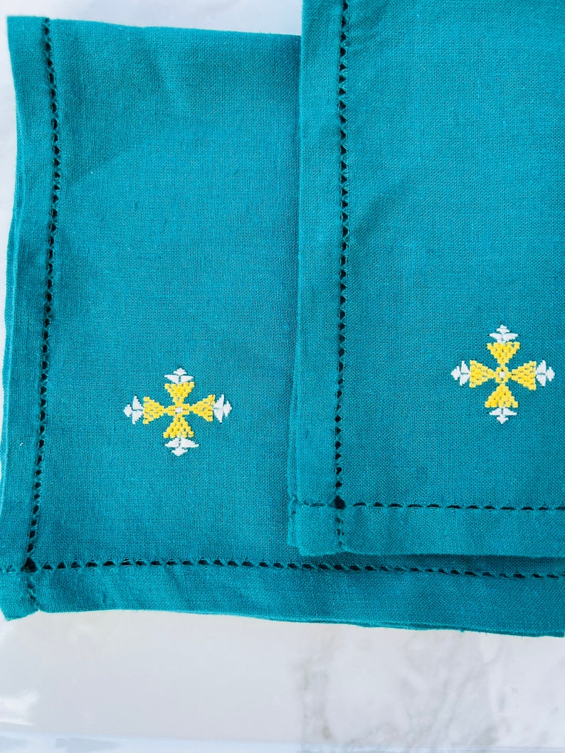 Hand-hemstitched handkerchief. cocktail napkins with embroidery flower image 3