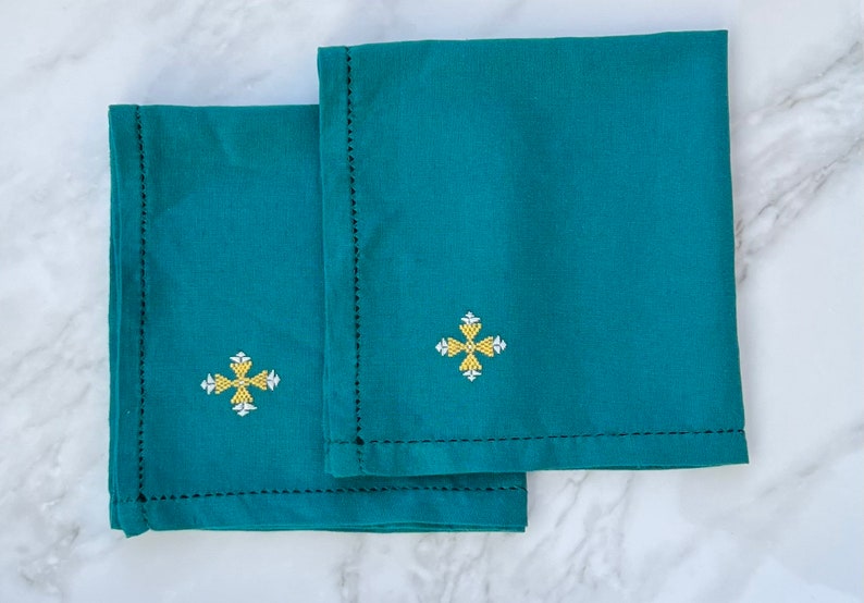 Hand-hemstitched handkerchief. cocktail napkins with embroidery flower image 5