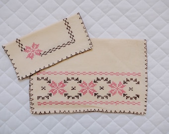 Hand-embroidered, Traditional Afghan Needlework, Placemat + Napkins (Set of 2)