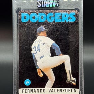 Fernando Valenzuela Carta de beisebol personalizada em relevo e pintada com acrílico 1/1
