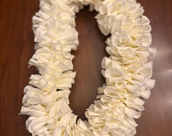 Handmade Fresh Rose Petal Lei – Hawaiian Celebration, Wedding, Graduation