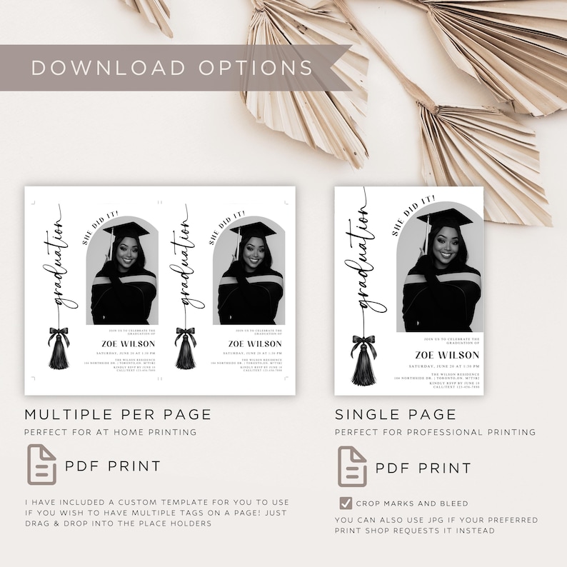 Op de afbeelding: Afstudeeraankondigingssjabloon met een foto van een afgestudeerde in toga en baret. Het ontwerp bevat de tekst "She Did It!" en "Graduation" in elegant schrift. Opties voor PDF-afdrukken met meerdere of enkele pagina's zijn beschikbaar.