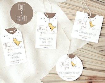 Modello classico di etichette per il primo compleanno di Winnie The Pooh, etichette stampabili di ringraziamento per feste di Winnie The Pooh, etichette regalo favore orsetto Pooh modificabili,