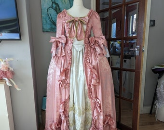 Elegant Georgian Dress in pale pink jacquard satin, ideal Marie Antoinette Ball Gown costume for a Masquerade Ball