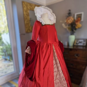 1500's Dress 